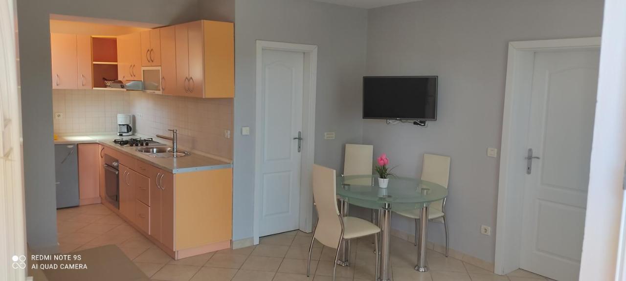 Apartments Sandra Врсар Экстерьер фото